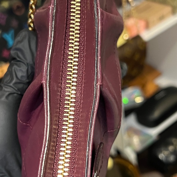 Salvatore Ferragamo Purple Leather Gancini Shoulder chain Bag - Picture 8 of 14